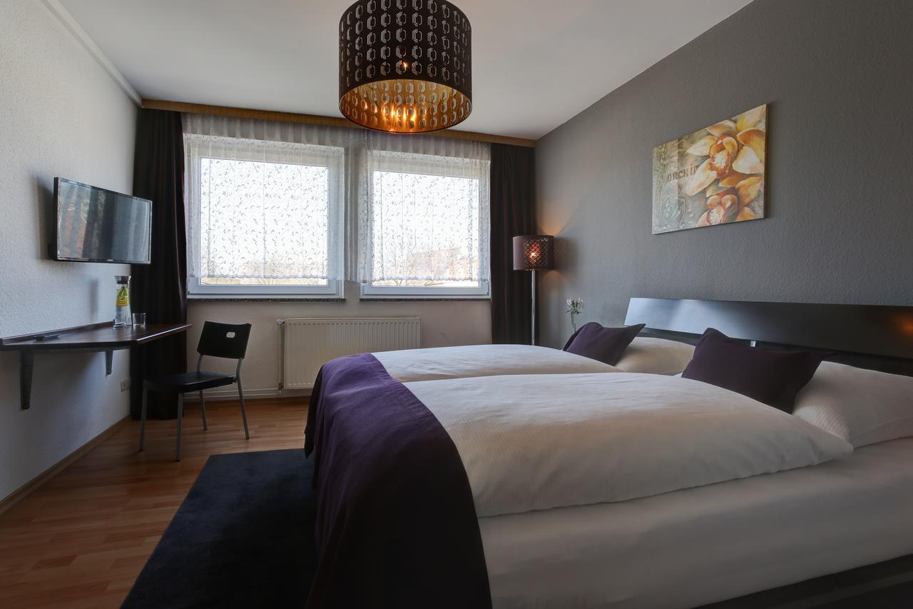Boardinghouse Mundsburg Aparthotel ฮัมบูร์ก ภายนอก รูปภาพ