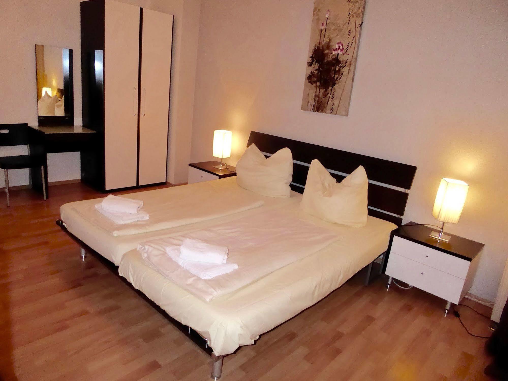 Boardinghouse Mundsburg Aparthotel ฮัมบูร์ก ภายนอก รูปภาพ