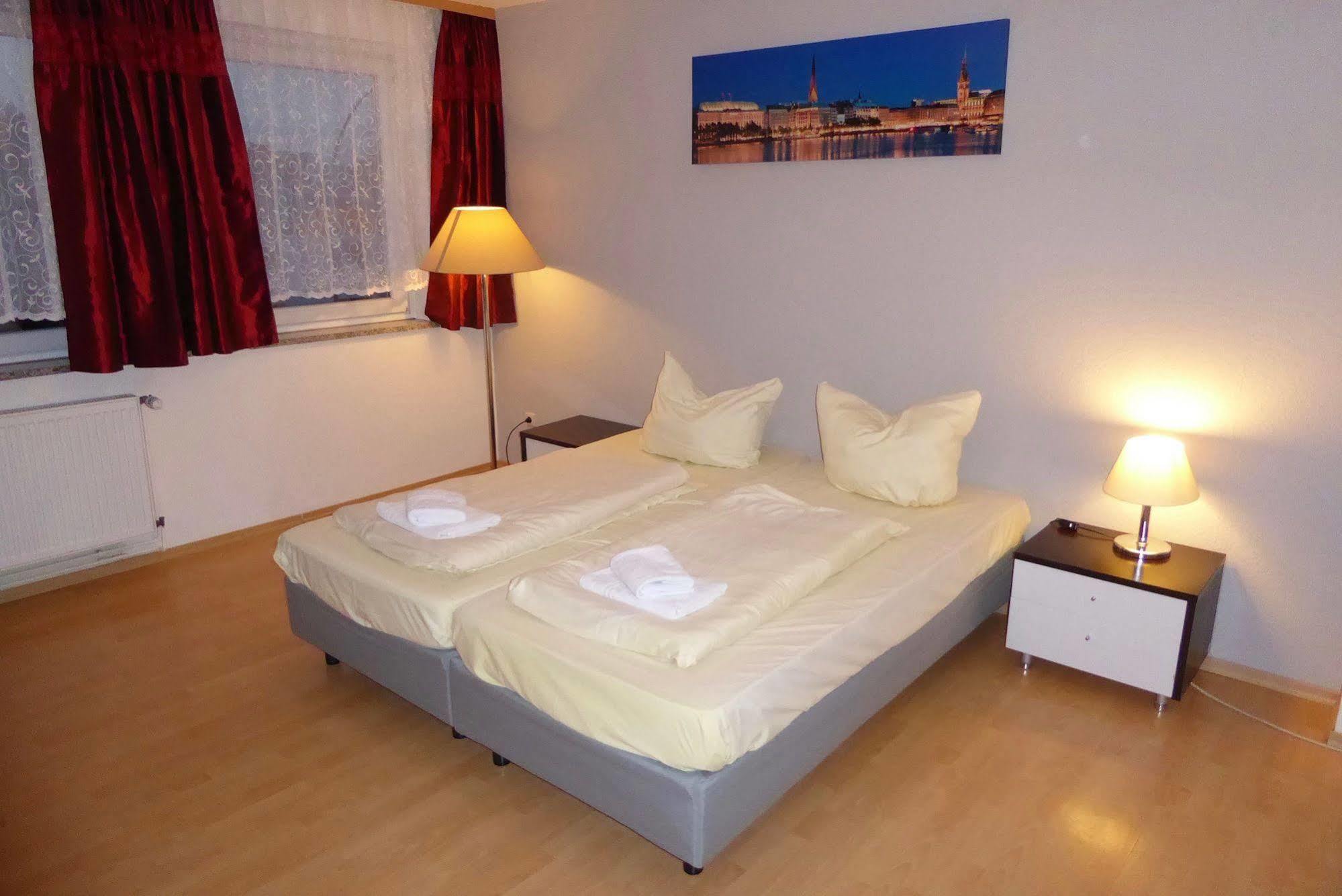 Boardinghouse Mundsburg Aparthotel ฮัมบูร์ก ภายนอก รูปภาพ