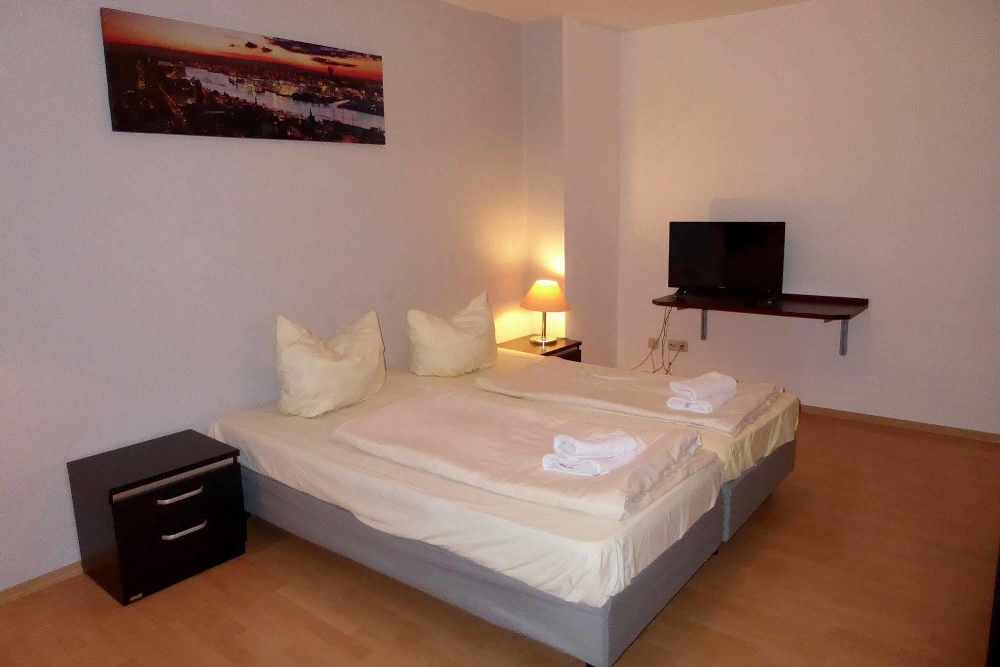 Boardinghouse Mundsburg Aparthotel ฮัมบูร์ก ภายนอก รูปภาพ